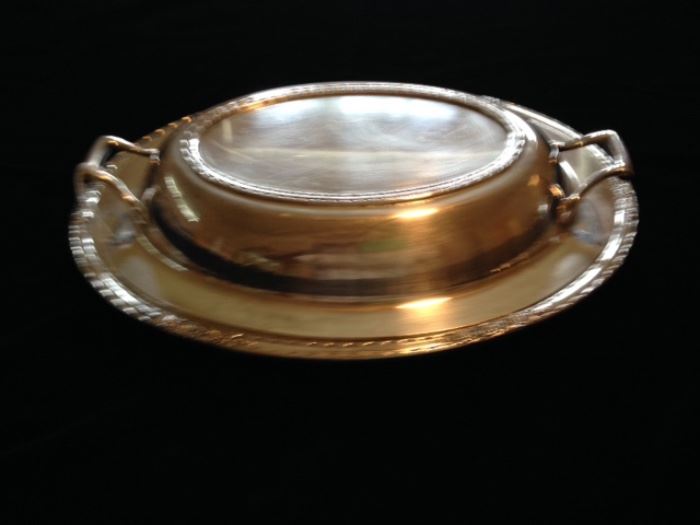 International Silver 'Camille' Divided Double Vegetable  30.00