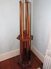 standing oak cue rack