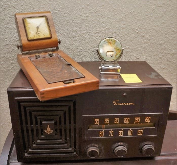 Vintage Emerson radio, working clock, and world calendar