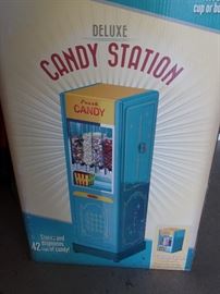 DELUXE CANDY STATION W/ ORIG BOX