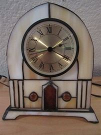 STAINED GLASS CLOCK