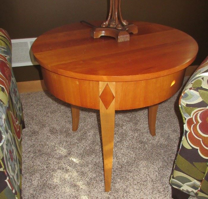 round maple table with inlays