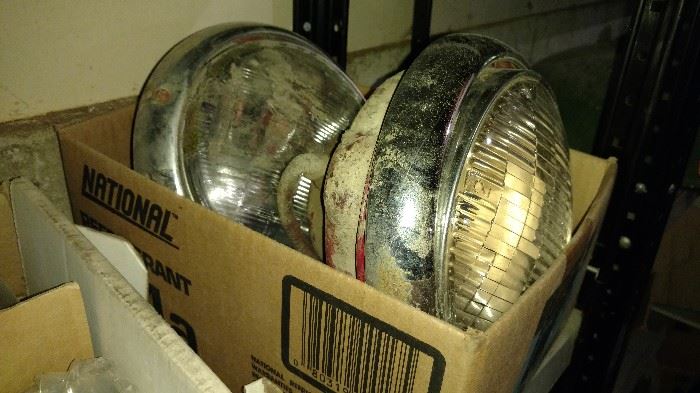 Old car lamps (headlights)