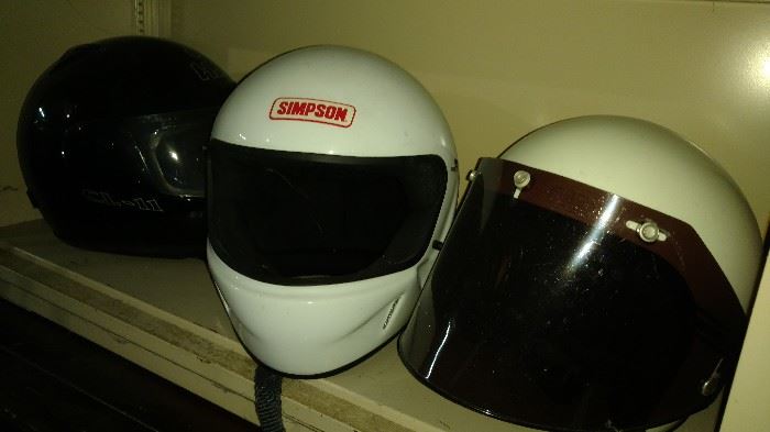 Full face helmets