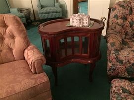 Small Curio style table