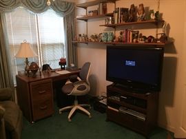 Desk Oak Filing Cabinet    37" Insignia Flat Screen TV