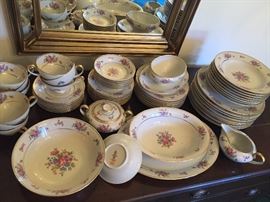 Tirschenreuth China Queen's Rose #159 Set