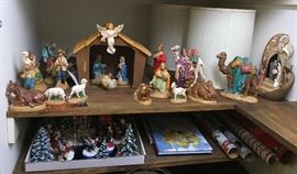 Atlantic Mold - Vintage hand painted.