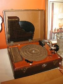 old crank record player