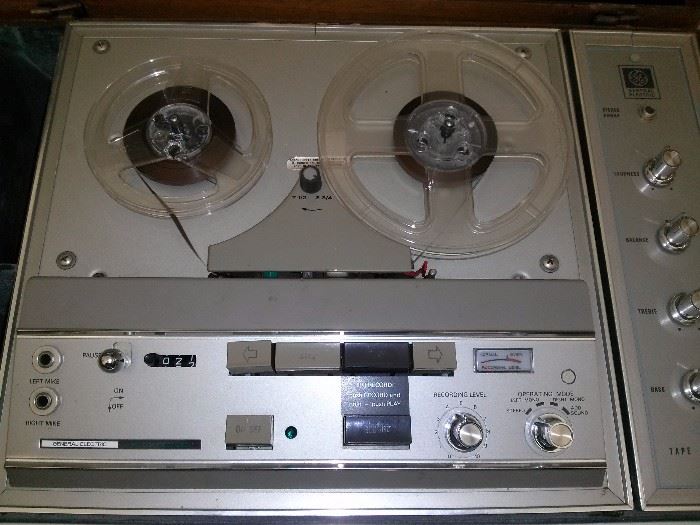 GE Reel to Reel Tape Recorder