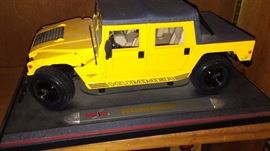 Maisto Hummer