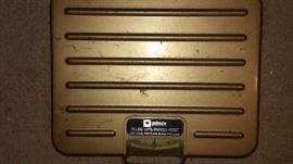 Vintage Pelouze Scale