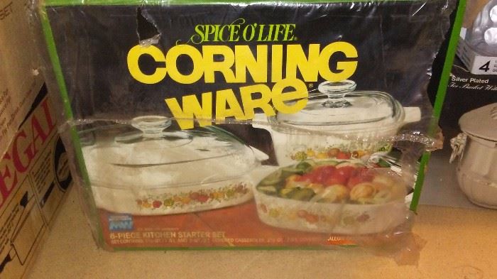 Vintage Spice O Life CorningWare( Never Opened)