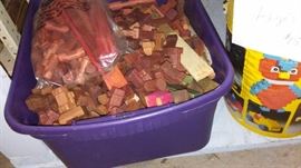 Lincoln Logs
