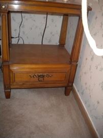 Simmons Beautyrest World Class King mattress and box spring. Barely used in excellent condition! Rway Chest of drawers, dresser and mirror with matching end tables, also in excellent condition!