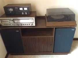 Vintage stereo equipement 