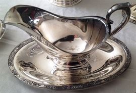 Silver gravy boat (not sterling)
