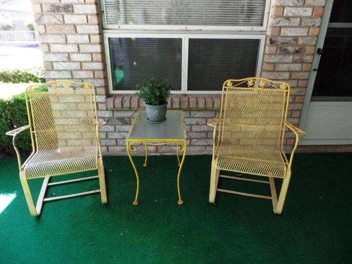 Colorful Vintage Outdoor Chairs and matching Table