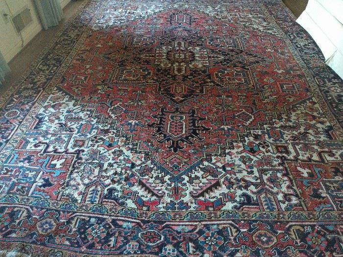 Gorgeous 50-year old Persian Heriz, 100% wool, hand woven, measures 12'-8" x 9'-8".