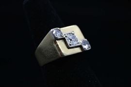18K Gold and Diamond Ring