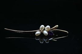 14K Gold Amethyst and Pearl Brooch