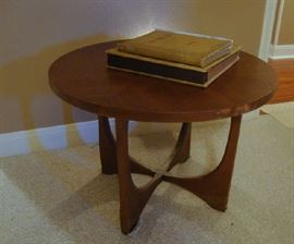 Midcentury Modern Round table