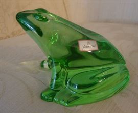 Baccarat green glass frog