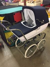 Exquisite Inglesina Classic Pram (English)