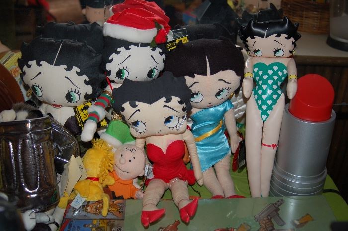 Betty Boop and a lipstick lamp!!