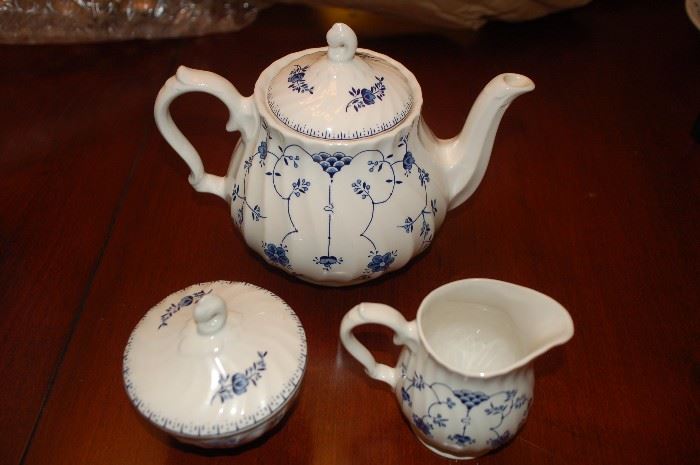 Churchill china - teapot, creamer and sugar