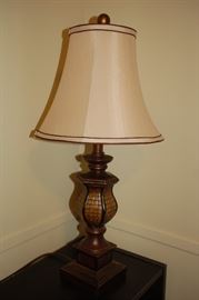 Table lamp