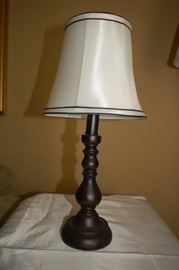 Table lamp