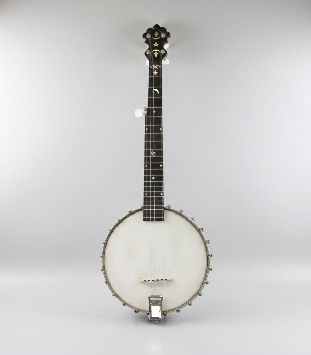 An American Inlaid Five-String Banjo-Banjeaurine	
