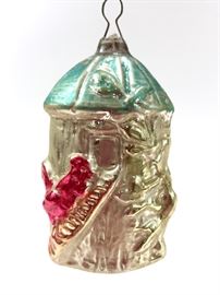 Antique Dresden Christmas Ornament of a rooster climbing into his roost. Hand crafted mercury glass. Minor breakage on the pike as shown which is consistent with age and use. Please remember these ornaments are over a hundred years old. 3 inches tall. Estimated value $145.