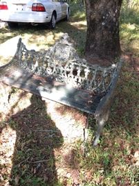 Outdoor Garden bench. WHAT A LOOK !