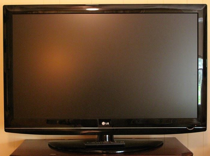 LG 47" HD Flat Screen TV