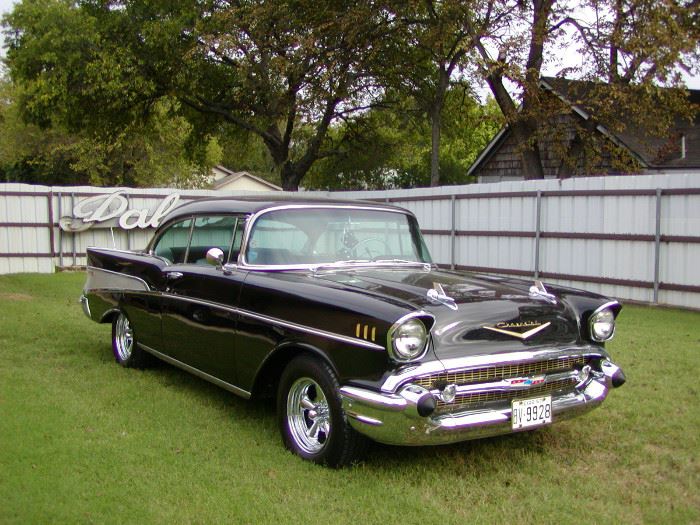1957 CHEVY BELAIR  SHOW READY A BEAUTIFUL AUTOMOBILE