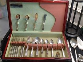 Holmes & Edwards "May Queen" Silver Plate