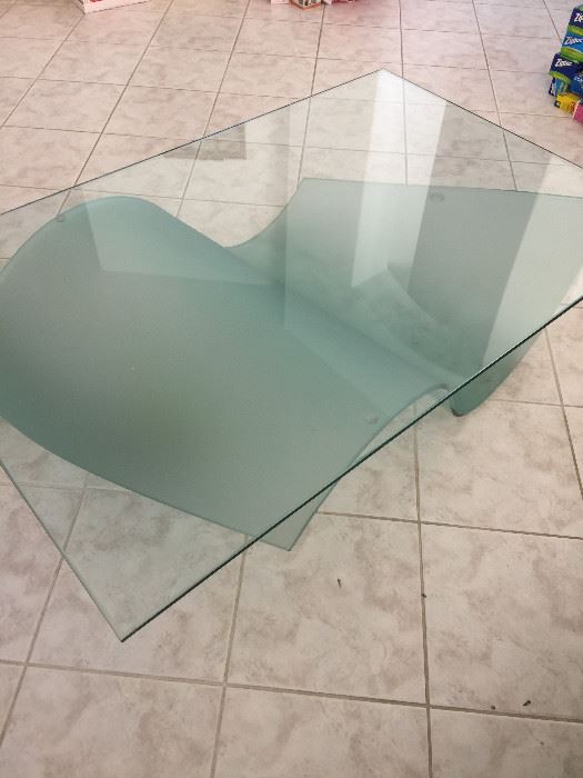 Glass coffee table   52x34