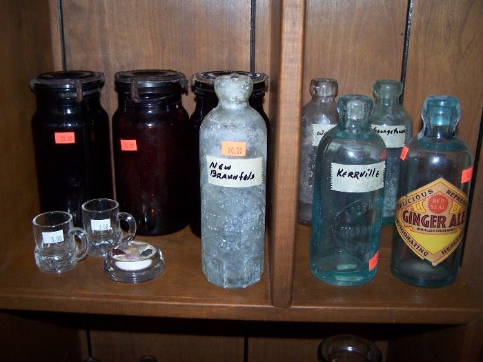 New Braunfels, Kerrville, Wallis, Georgetown bottles