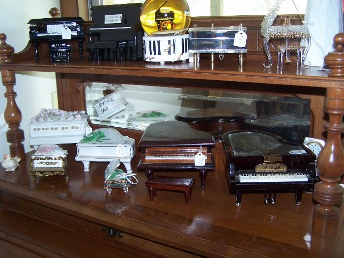 Miniture piano collection