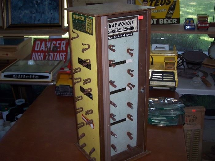 Pipe display case