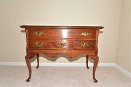 Red Oaks - Small Chest of Drawers - 32 1/2 " tall x 21"deep x 43"wide