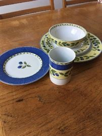 Dinnerware set - 7 bowls, 9 salad plates, 8 coffee mugs, 8 dinner plates