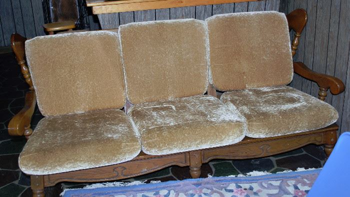 Early American Sofa - Nice condition - Has matching chairs with Ottamans