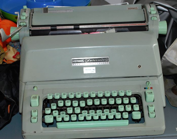 Hermes Vintage Typewriter