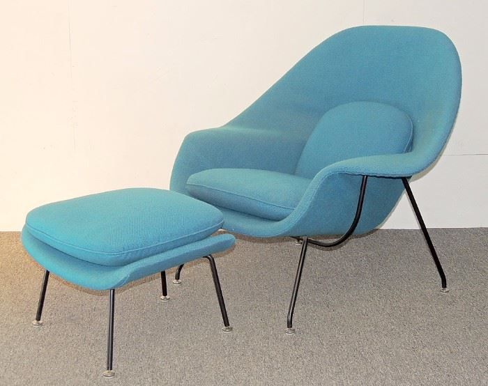 Lot 29 Eero Saarinen for Knoll Associates "Womb" Chair and Ottoman