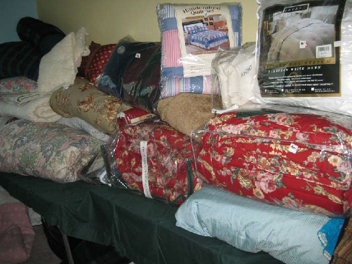 QUILTS, AND BEDDING