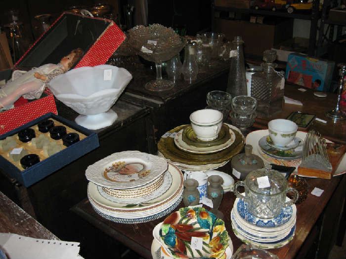 GLASSWARE AND DISHES