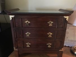 Mission style end table